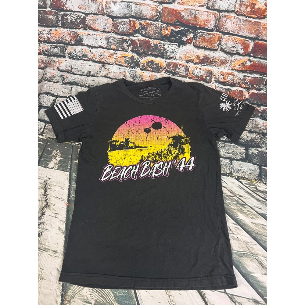 Grunt Style Beach Bash 44 Mens Black Graphic T-Shirt Size Medium Cotton Retro